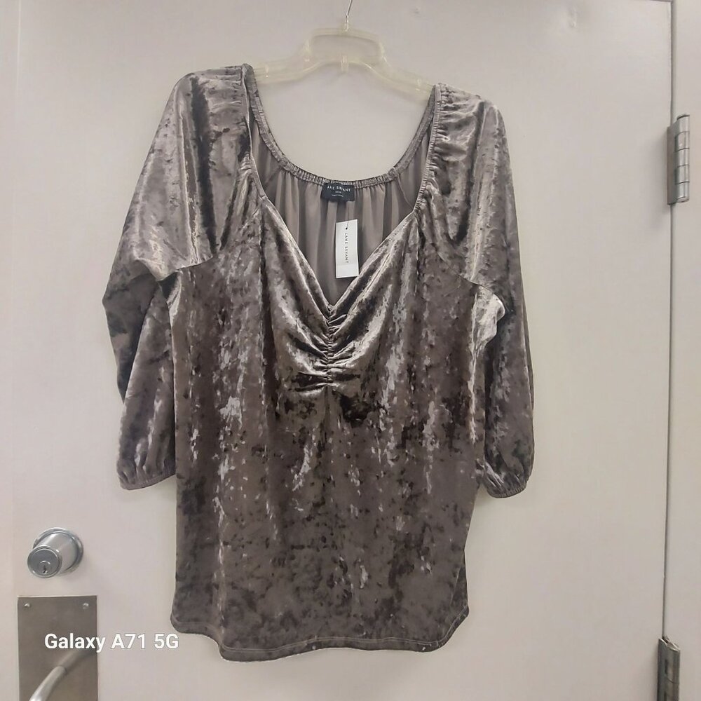 Lane Bryant Grey Crushed Velvet Sweat heart Neck Blouse 3/4 Sleeve Elastic Cuff